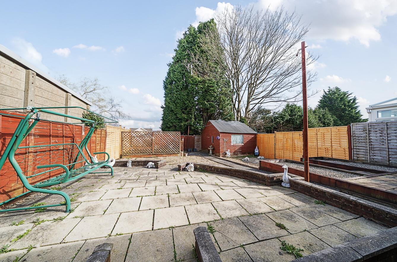 Penrhiw Road, Morriston, Swansea, SA6 6BS